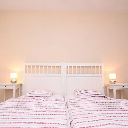 בית נופש Spacious In Neuastenberg Sauerland Near Ski Area ווינטרברג